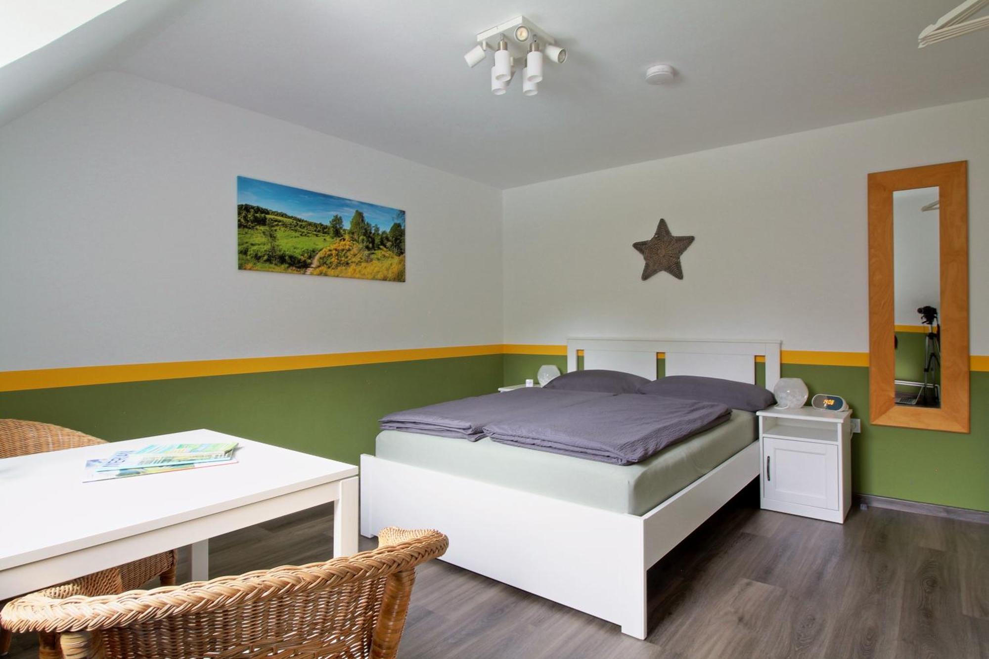 Toms Gaestehaus Schleiden Quarto foto